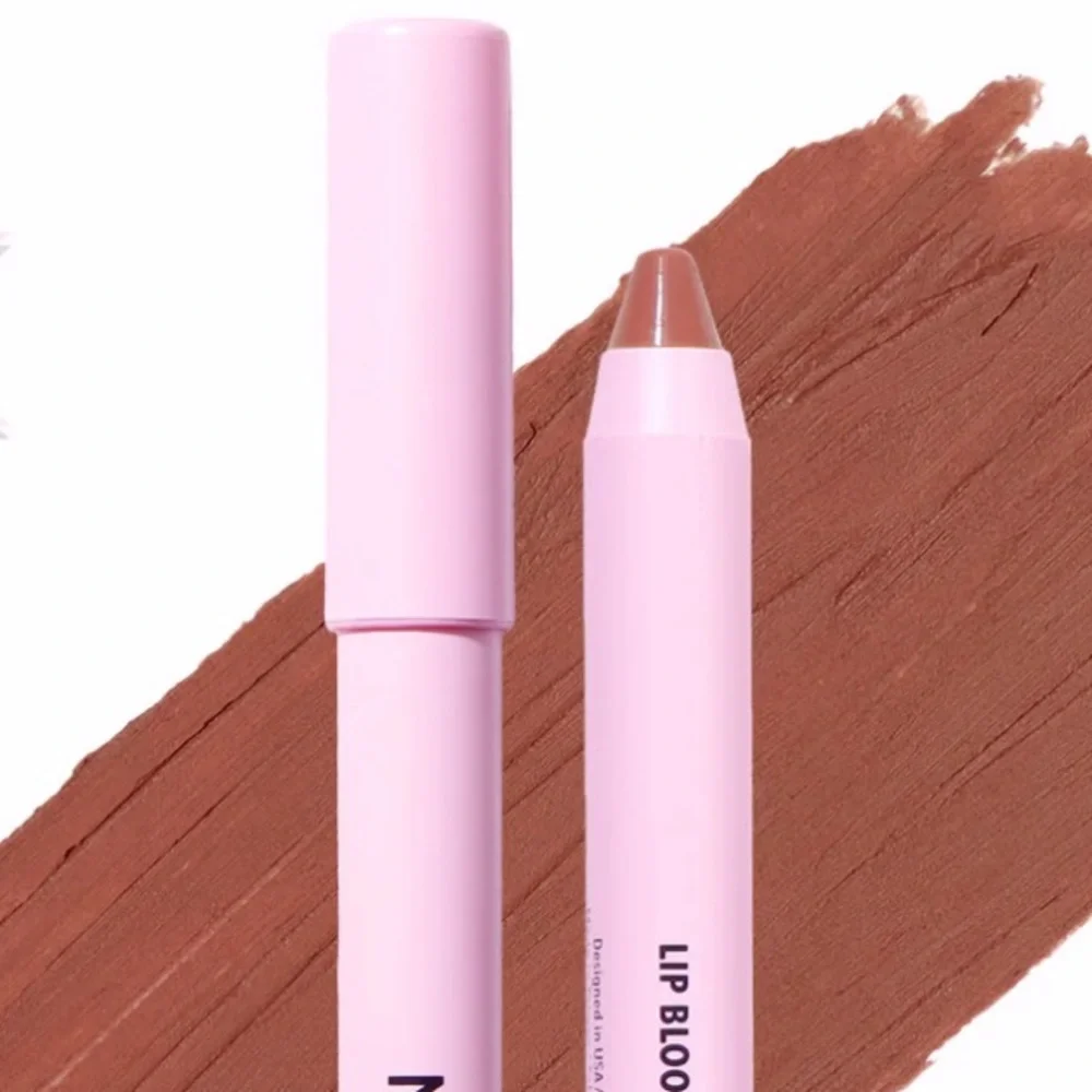 🥰💋Moira Lip Bloom Lipstick Pencil💋🥰